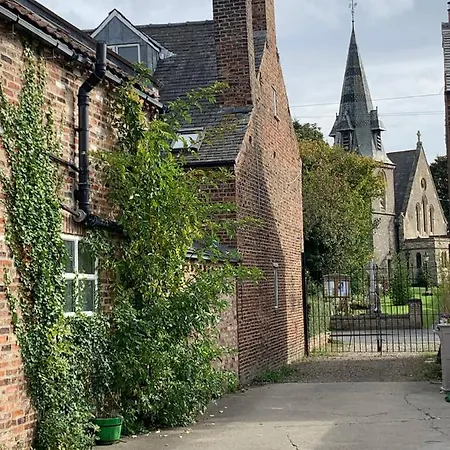 Bed and breakfast Church View & 3*
