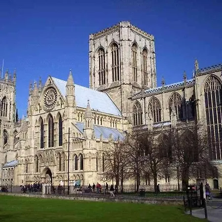 Bed & Breakfast Church View &