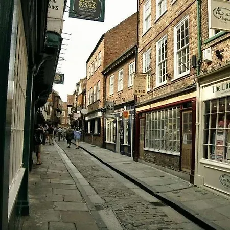 Church View B&B & Holiday Cottages