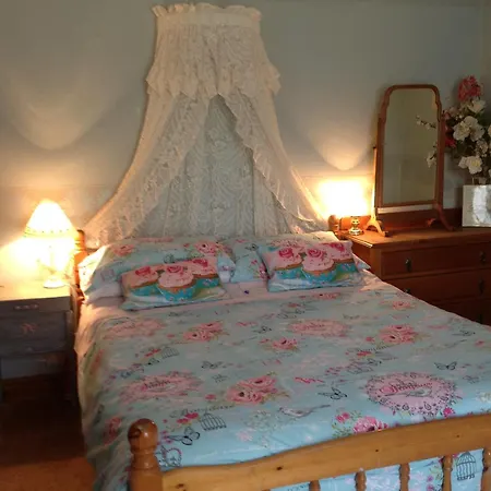 Bed & Breakfast Church View &