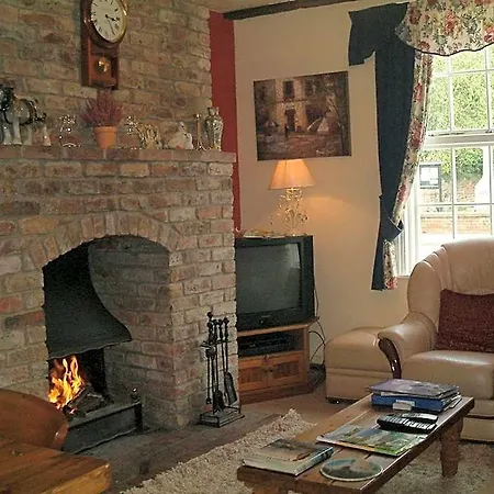 Church View & Bed and breakfast 3*