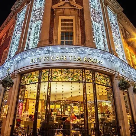 Bed & Breakfast Church View & 3*