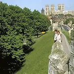 Church View B&B & Holiday Cottages Bed and Breakfast 3*