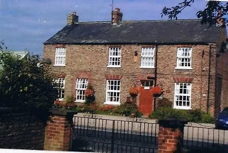 Church View & B&B 3*